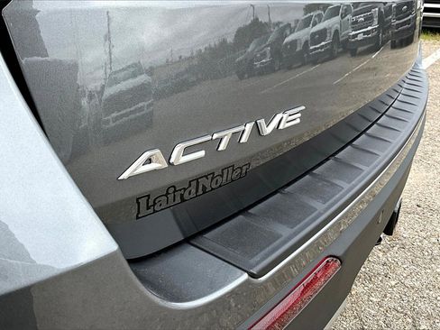 New 2025 Ford Explorer Active w/ Active Comfort Package image 10
