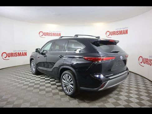 Used 2022 Toyota Highlander Platinum AWD/4WD image 8