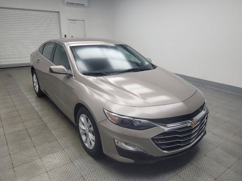 Used 2025 Chevrolet Malibu LT FWD image 13