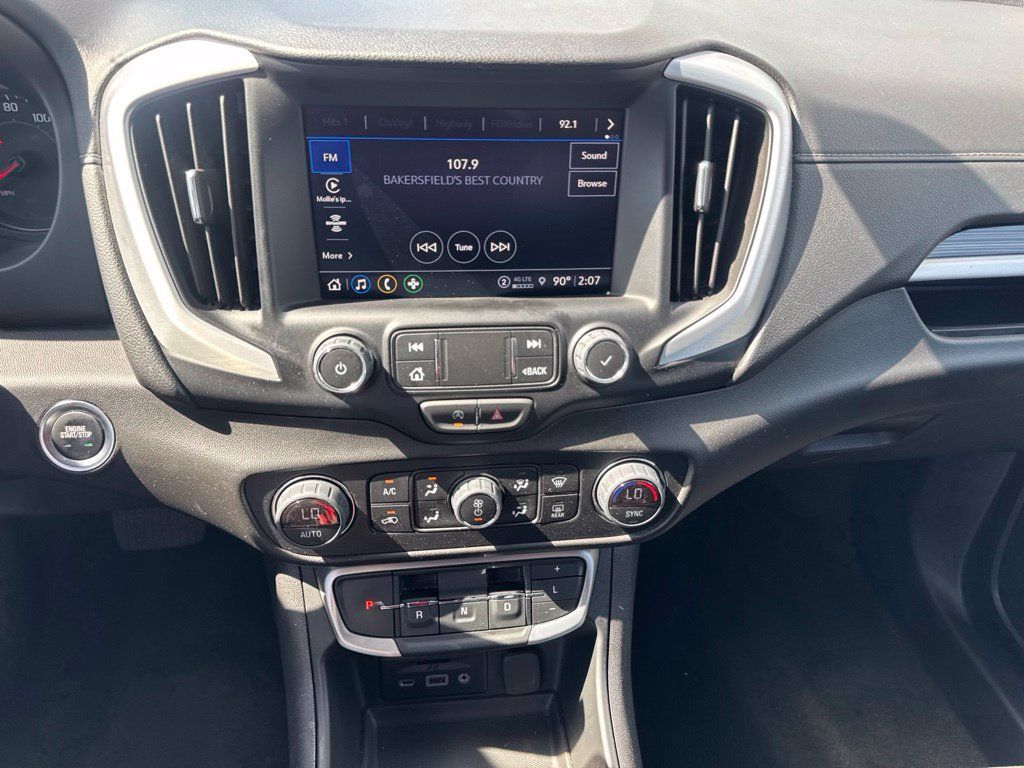 Used 2024 GMC Terrain SLT AWD/4WD image 18