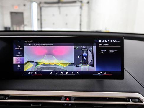 Used 2026 BMW iX xDrive60 w/ Premium Package image 19