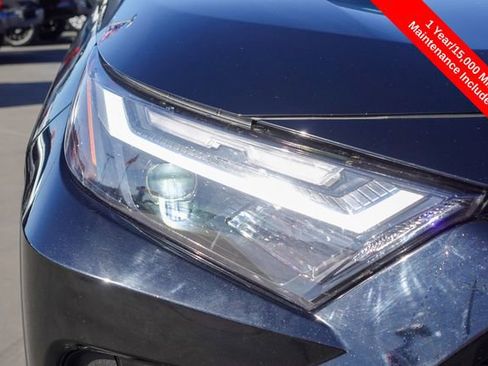 Certified 2022 Toyota RAV4 XLE Premium image 6