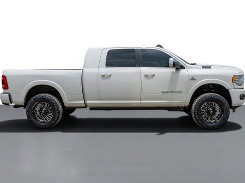 Used 2022 RAM 3500 Limited AWD/4WD image 6