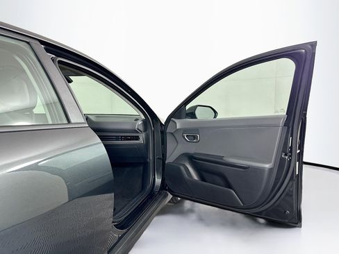 Used 2025 Kia K4 LXS image 31