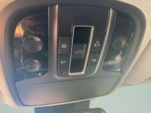 Used 2019 Kia Sorento EX w/ EX Touring Package AWD/4WD image 22