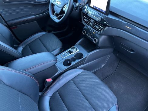 Certified 2025 Ford Escape ST-Line image 16