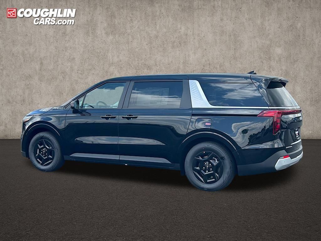 New 2025 Kia Carnival FWD image 8
