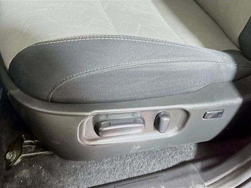 Certified 2023 Toyota Tacoma TRD Off-Road image 18