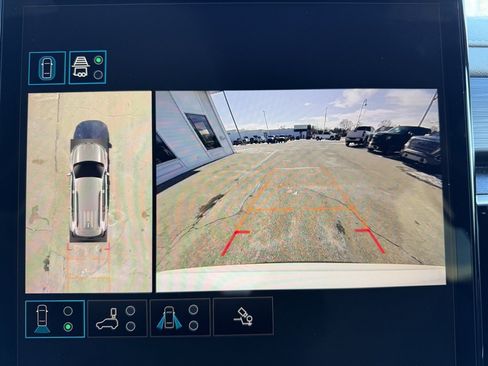 Used 2026 GMC Acadia Elevation image 31