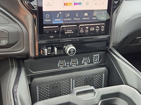 New 2026 RAM 2500 Limited AWD/4WD image 60