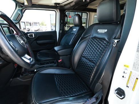 Used 2019 Jeep Wrangler Unlimited Rubicon AWD/4WD image 22