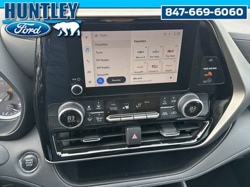 Used 2023 Toyota Highlander LE image 25