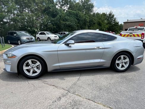 Used 2021 Ford Mustang Coupe RWD image 6