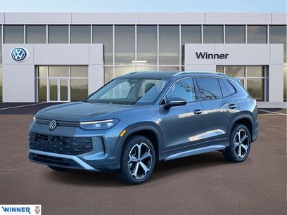 New 2025 Volkswagen Tiguan SE