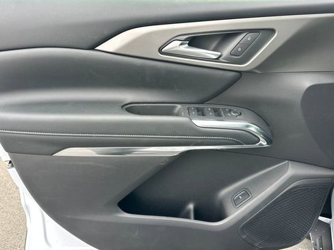 New 2026 Chevrolet Traverse LT w/ Midnight/Sport Edition image 12