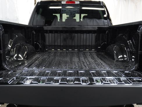New 2026 RAM 1500 Big Horn AWD/4WD image 7