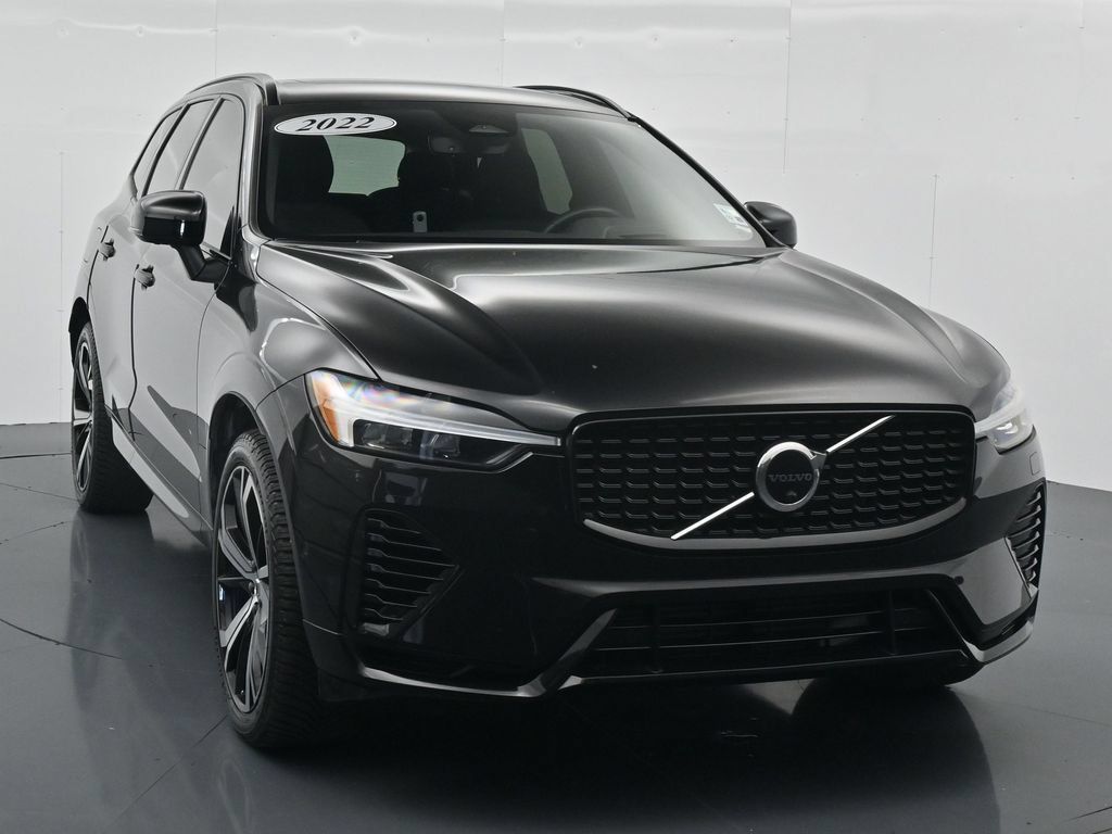 Used 2022 Volvo XC60 T8 R-Design w/ Advanced Package AWD/4WD image 10