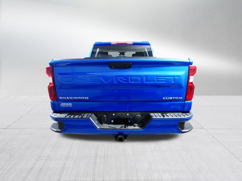 Used 2022 Chevrolet Silverado 1500 Custom image 6