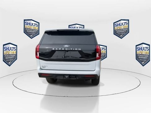 Used 2025 Ford Expedition Active AWD/4WD image 7