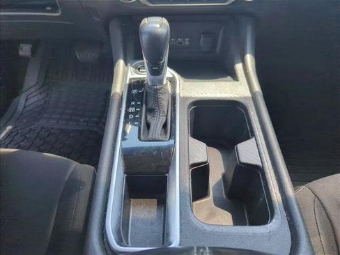 Used 2025 Nissan Sentra SV FWD image 16