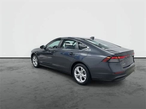 Used 2025 Honda Accord LX image 9