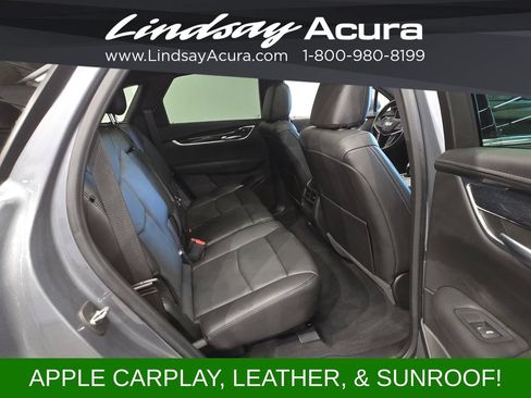 Used 2022 Cadillac XT5 Premium Luxury FWD image 8