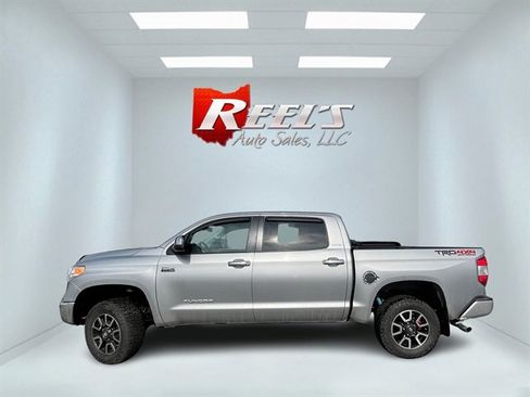 Used 2016 Toyota Tundra Limited w/ Limited Premium Package image 12