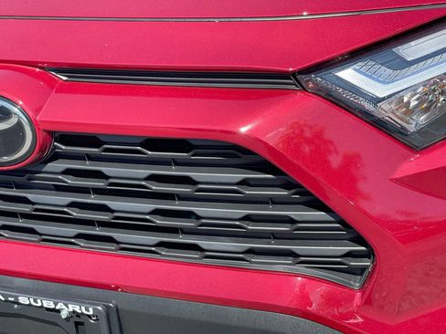 Certified 2022 Toyota RAV4 XLE Premium AWD/4WD image 20