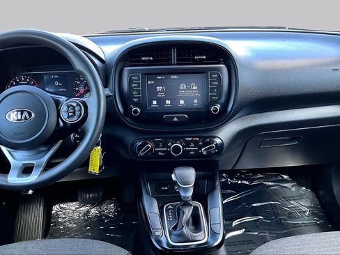 Used 2021 Kia Soul S FWD image 7