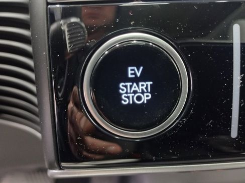 New 2026 Hyundai Ioniq 5 Limited image 36