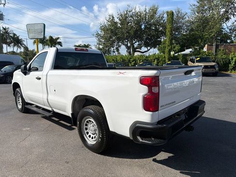 Used 2021 Chevrolet Silverado 1500 W/T w/ WT Value Package AWD/4WD image 3
