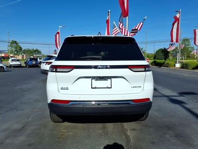 Used 2022 Jeep Grand Cherokee Limited w/ Luxury Tech Group II