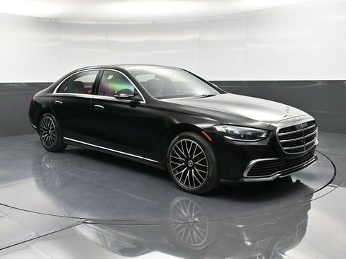 Used 2023 Mercedes-Benz S 580 4MATIC Sedan image 10