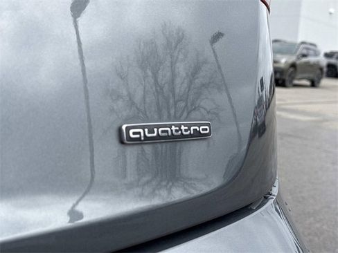 Used 2020 Audi Q5 2.0T Premium w/ Convenience Package image 5