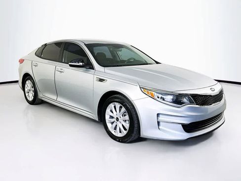 Used 2018 Kia Optima LX w/ 17" Alloy Wheels Package FWD image 22