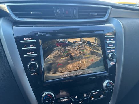 Used 2023 Nissan Murano SV w/ SV Midnight Edition Package image 21