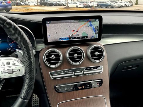 Certified 2022 Mercedes-Benz GLC 43 AMG 4MATIC image 6