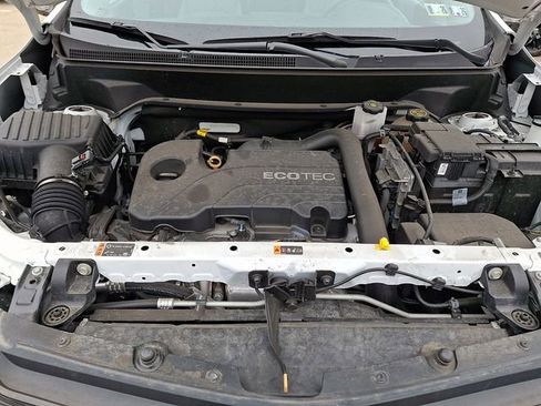 Used 2020 Chevrolet Equinox LS image 26