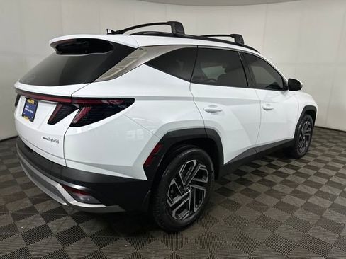 Used 2025 Hyundai Tucson Limited image 3