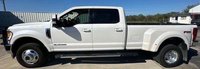 Used 2017 Ford F350 Lariat w/ Lariat Value Package AWD/4WD image 3