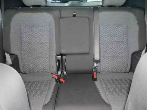 Used 2024 Chevrolet Equinox LT AWD/4WD image 32