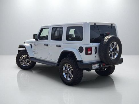 Used 2020 Jeep Wrangler Unlimited Sahara w/ Uconnect 4C Nav & Sound Group AWD/4WD image 6