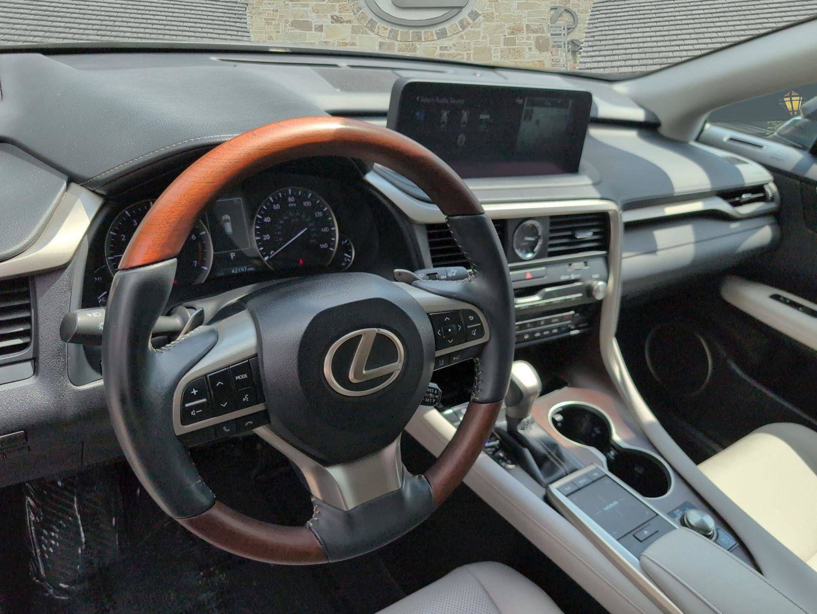 Certified 2022 Lexus RX 350 FWD w/ Premium Package image 6