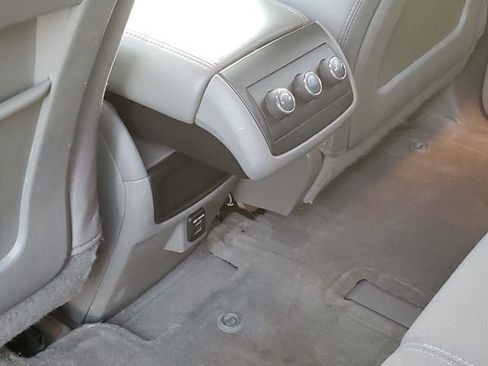 Used 2014 Chevrolet Traverse LS image 25