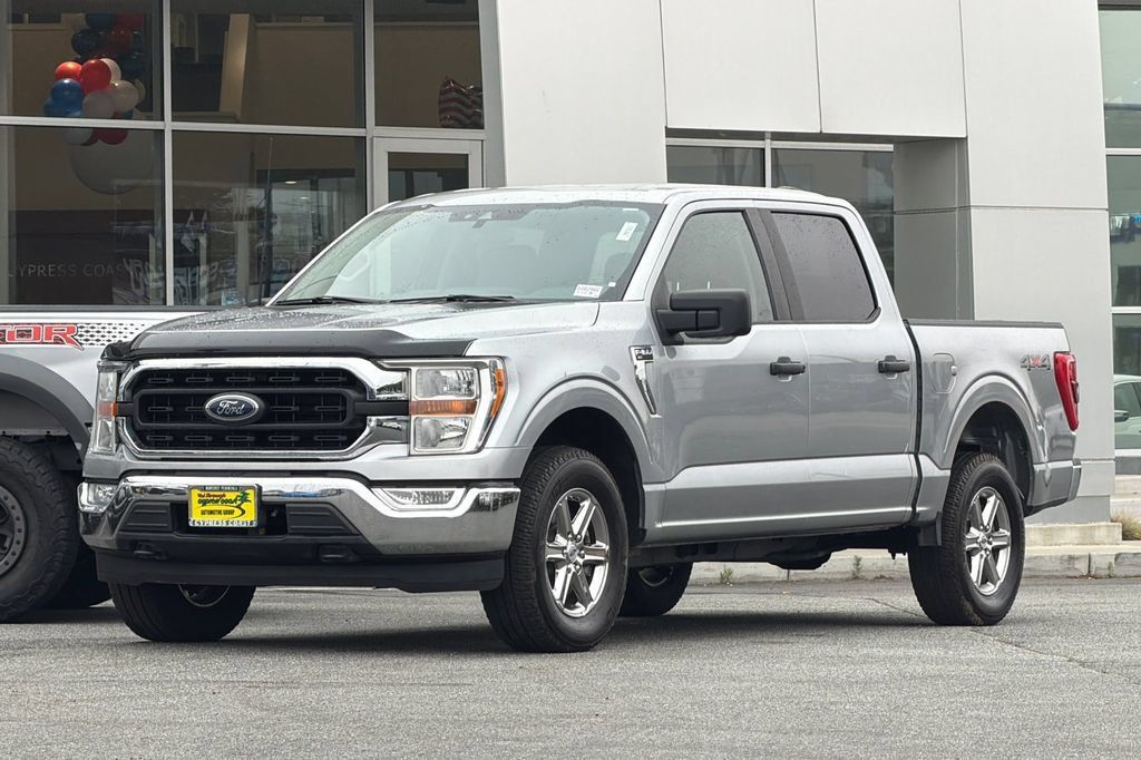 Certified 2022 Ford F150 XLT w/ Trailer Tow Package AWD/4WD image 8