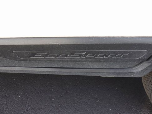 Used 2021 Ford EcoSport SES image 7