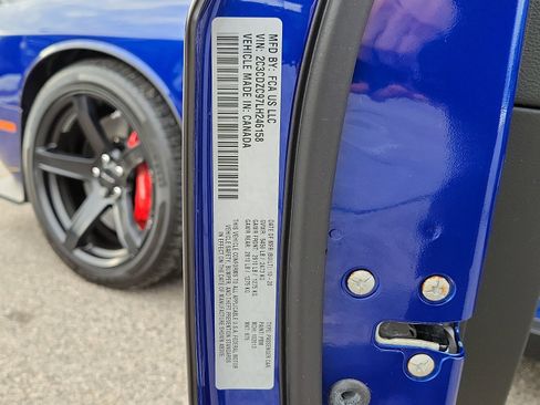 Used 2020 Dodge Challenger SRT Hellcat image 26