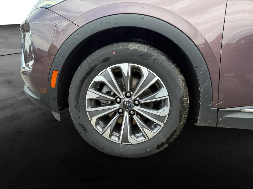 Used 2024 Buick Envision Preferred AWD/4WD image 12