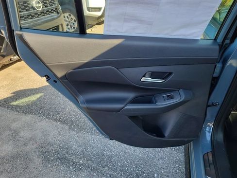 New 2026 Nissan Sentra SR w/ SR Premium Package FWD image 12