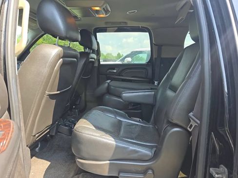 Used 2012 GMC Yukon XL Denali AWD/4WD image 2